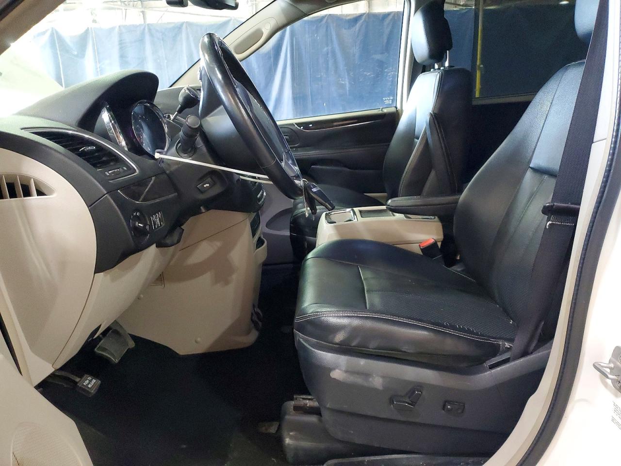 Chrysler Minivan Touring L