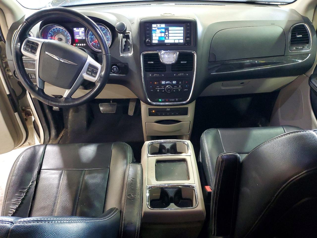 Chrysler Minivan Touring L