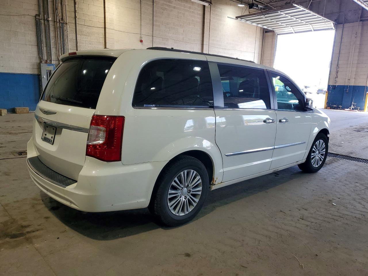 Chrysler Minivan Touring L