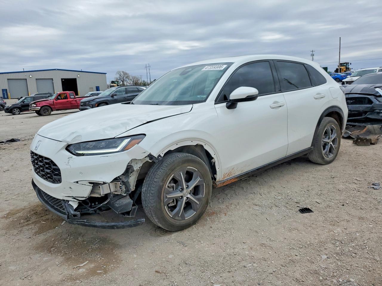 Salvage Honda HR-V Image