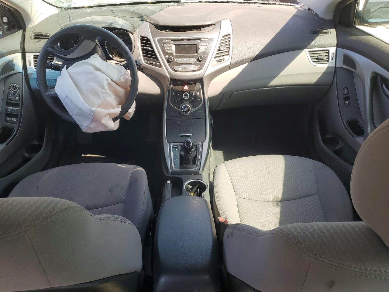 Hyundai ELANTRA Se