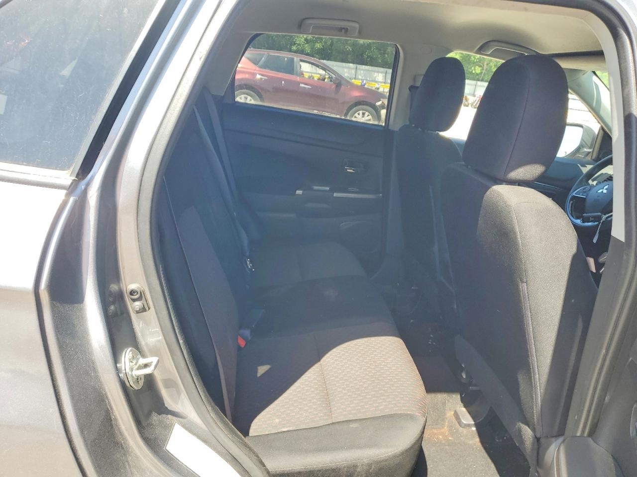 Mitsubishi Outlander Se