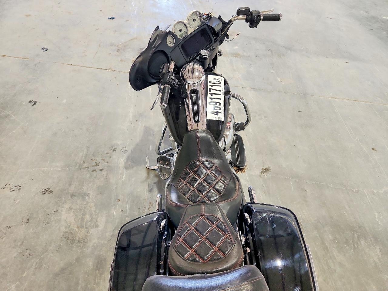 Harley-Davidson Fl