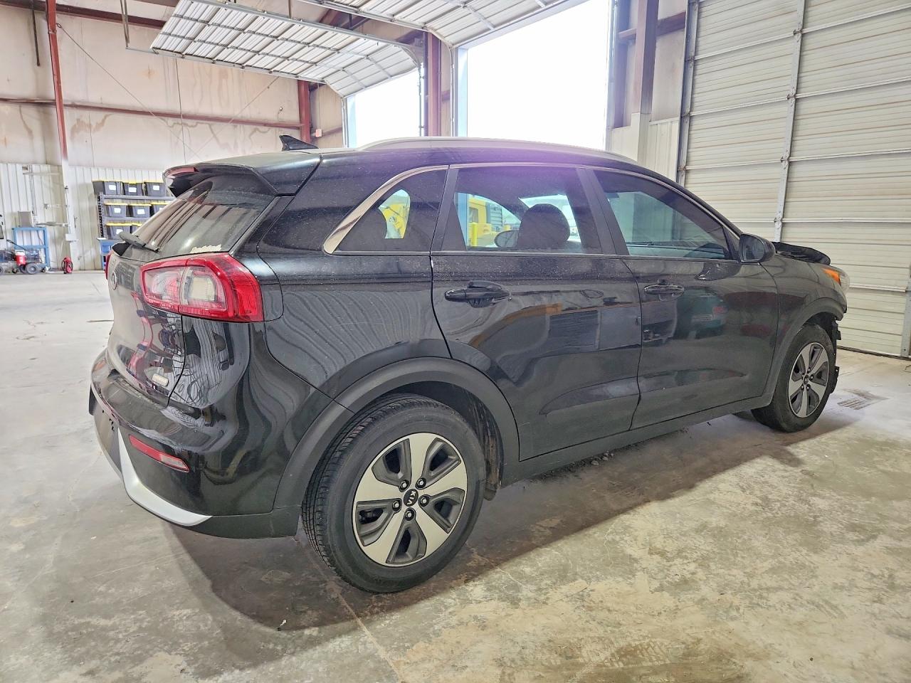 Kia Niro Lx