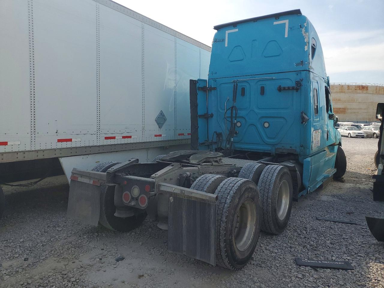 Freightliner Cascadia 126