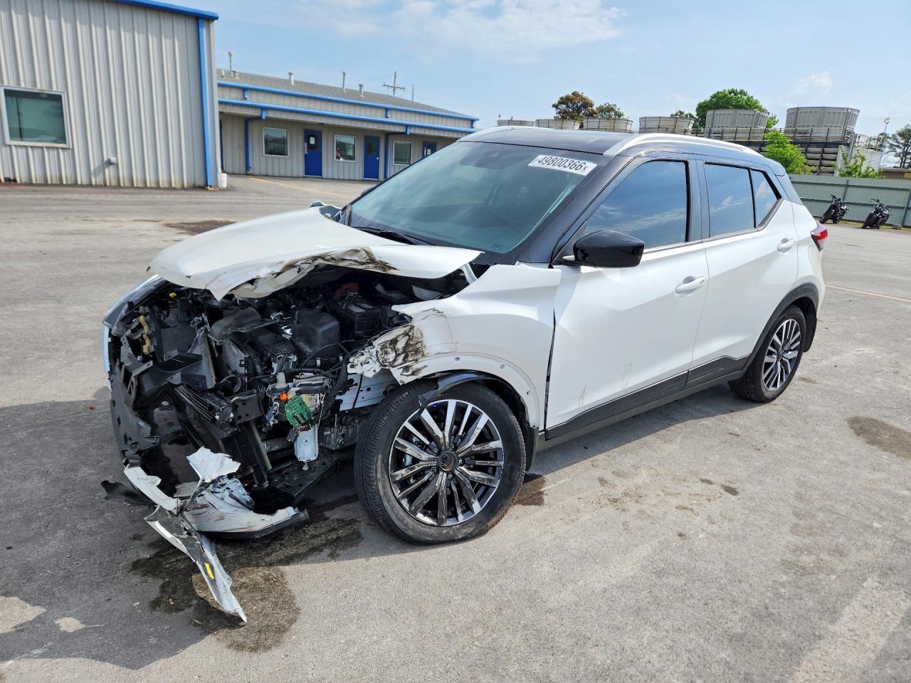 Salvage Nissan Kicks Image