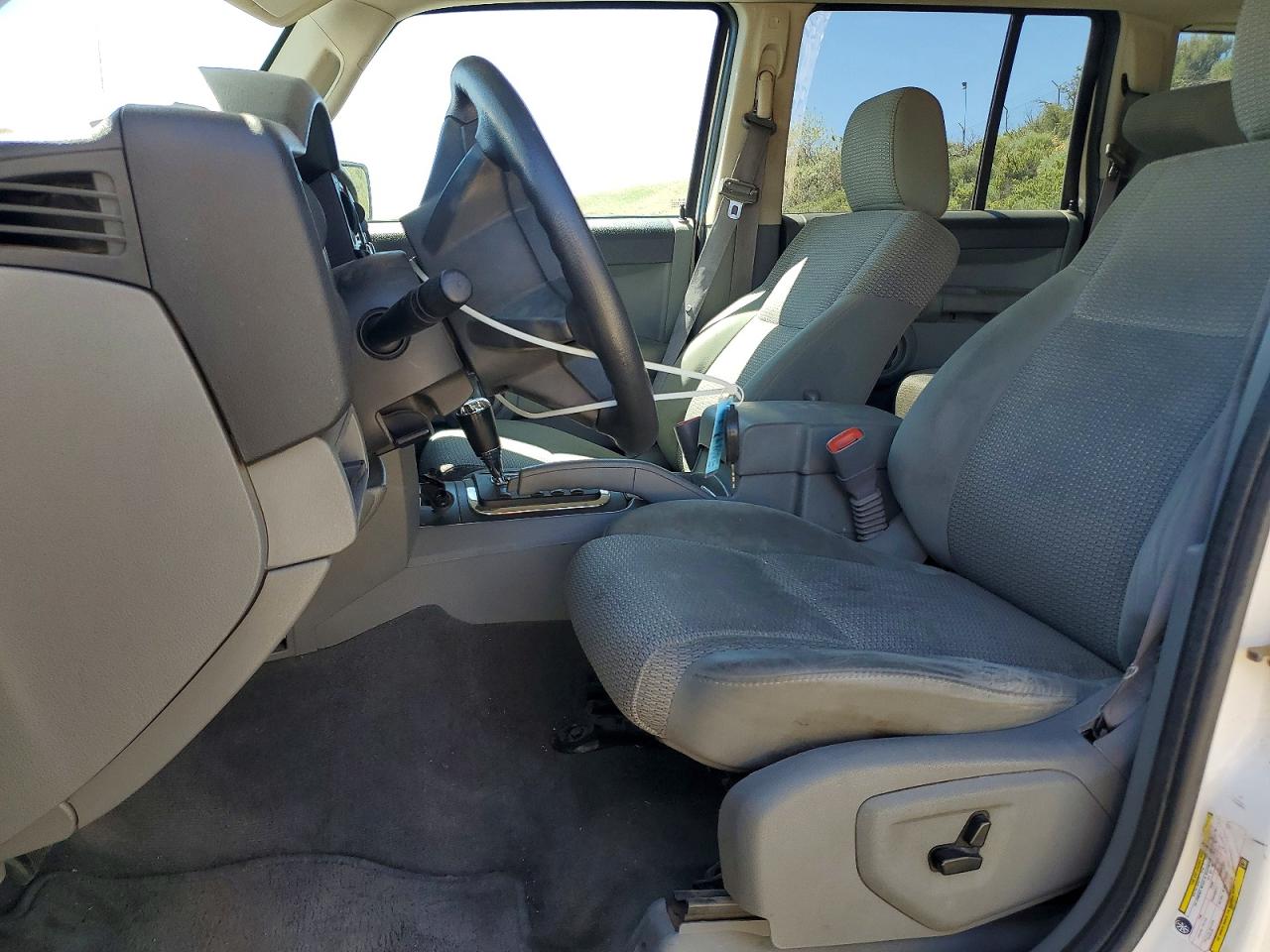 Jeep Commander