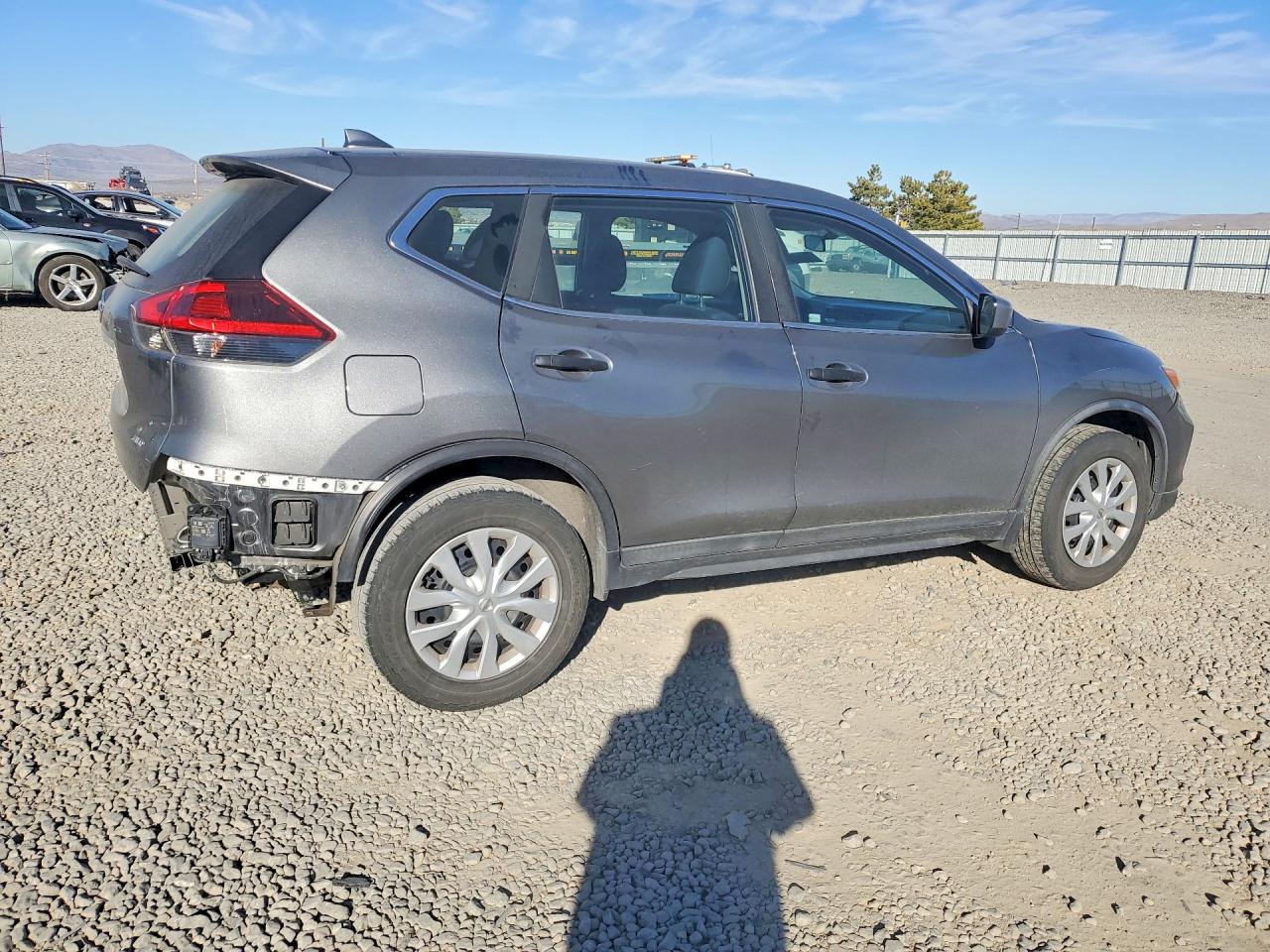 Nissan Rogue S