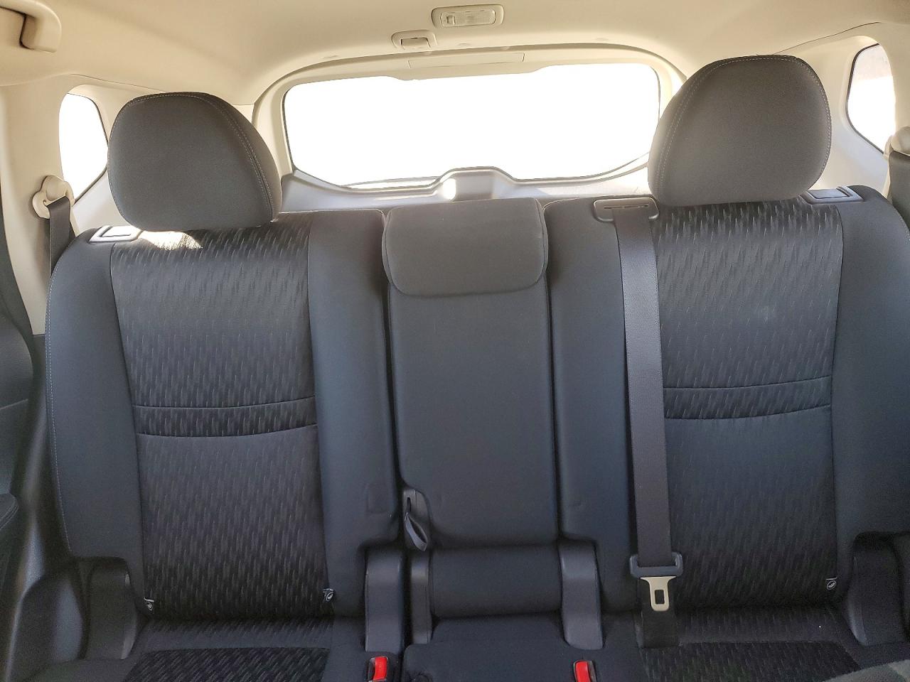 Nissan Rogue S