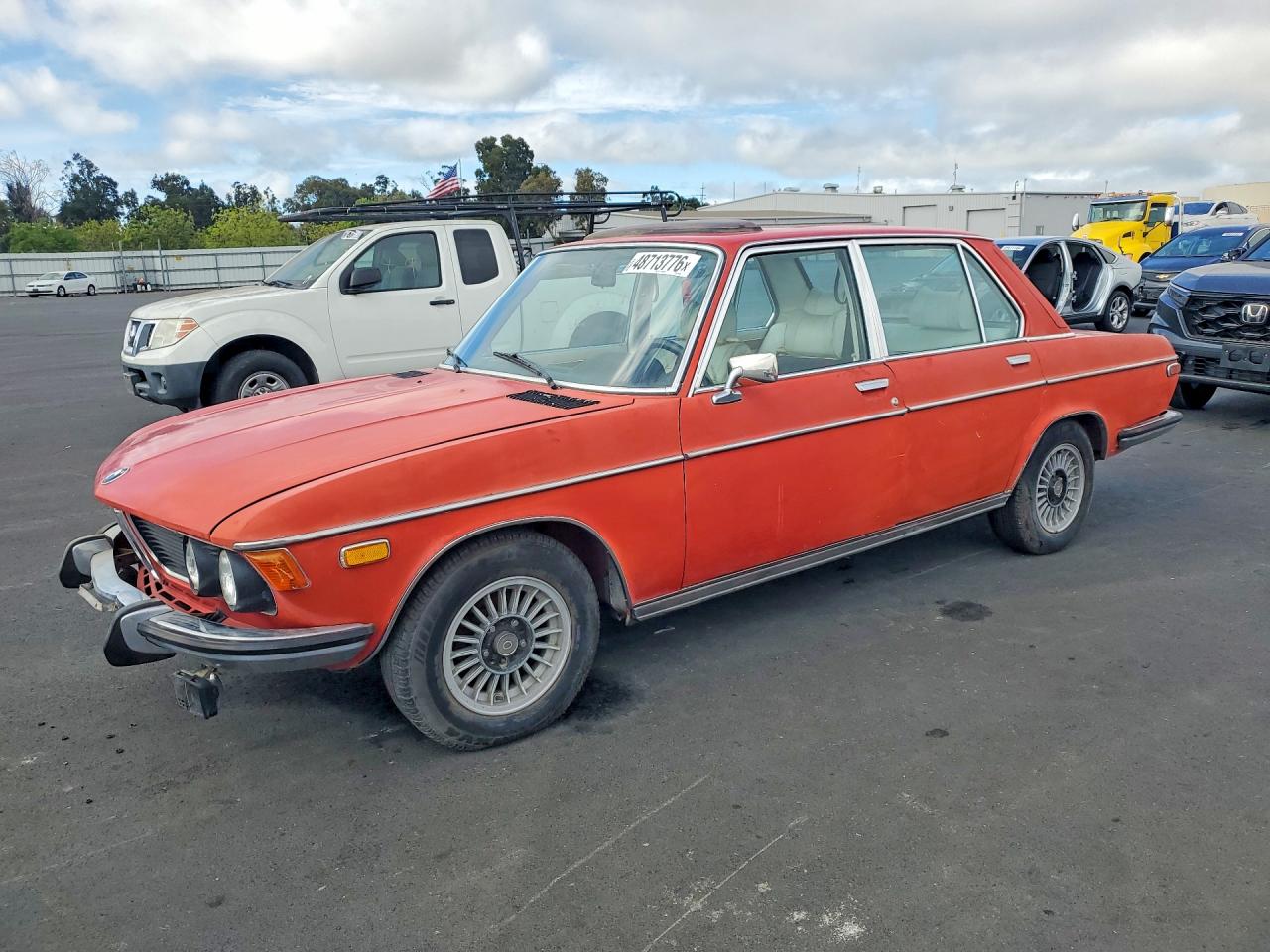 Salvage BMW i-Series Image