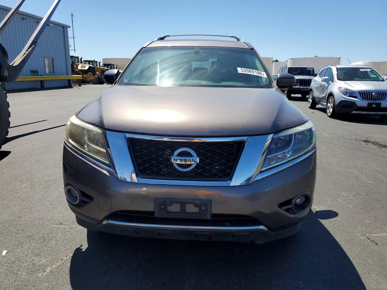 Nissan Pathfinder S