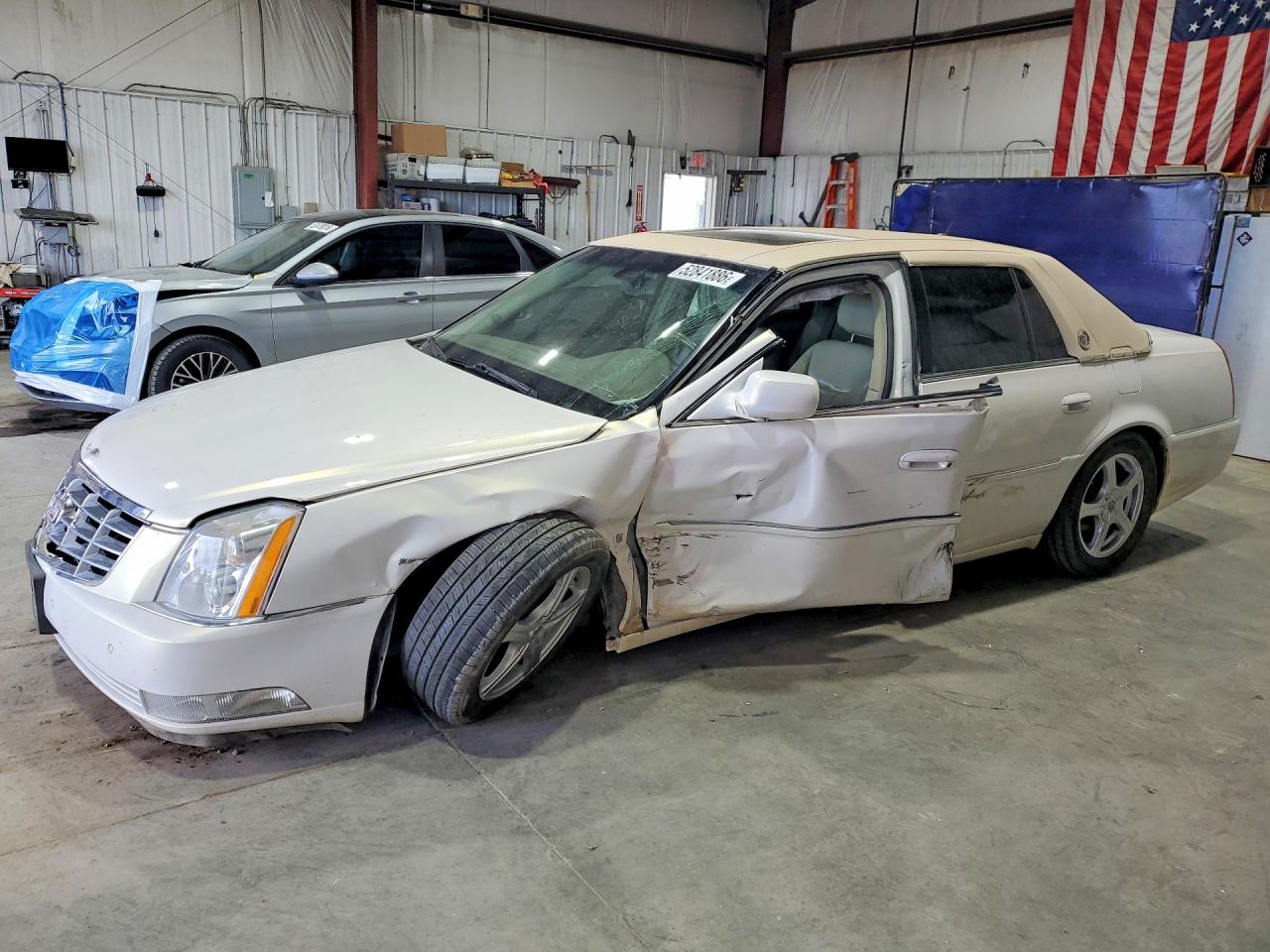 Salvage Cadillac DTS Image