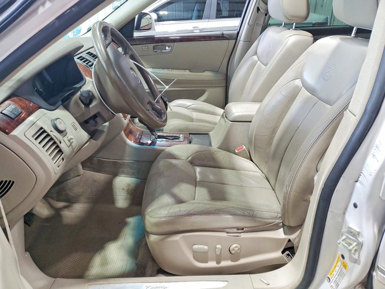 Cadillac DTS