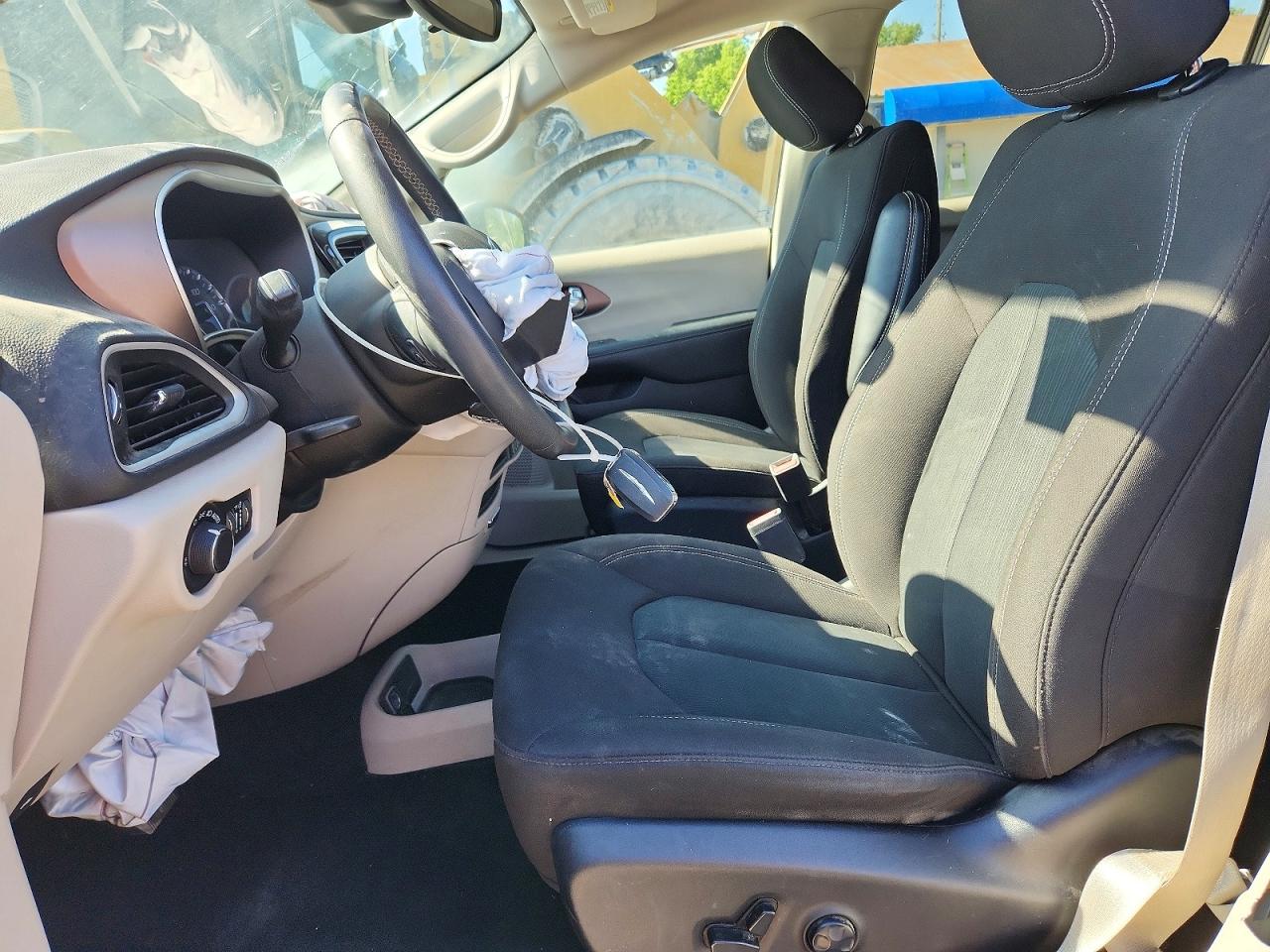 Chrysler Minivan Lx