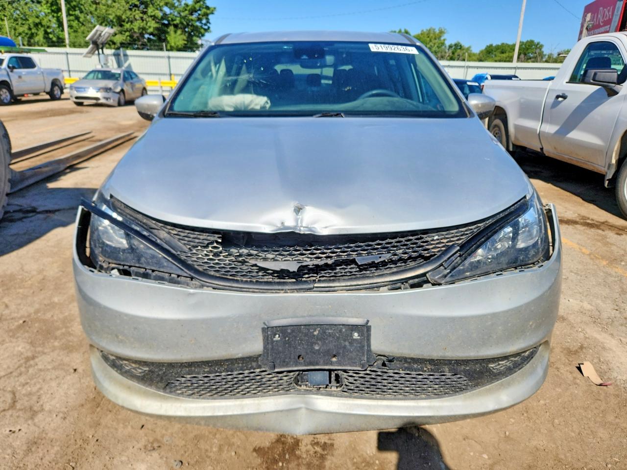Chrysler Minivan Lx
