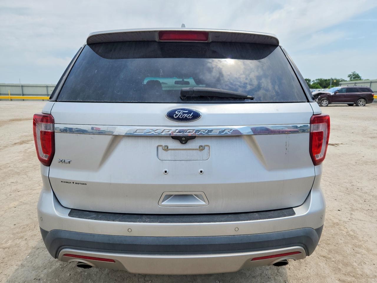 Ford Explorer Xlt