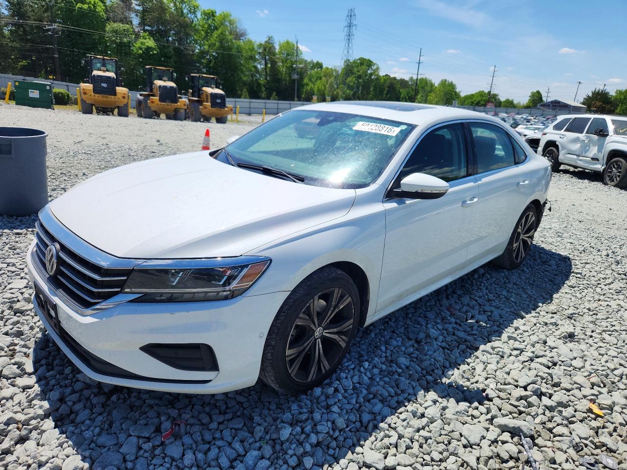 Salvage Volkswagen Passat Image