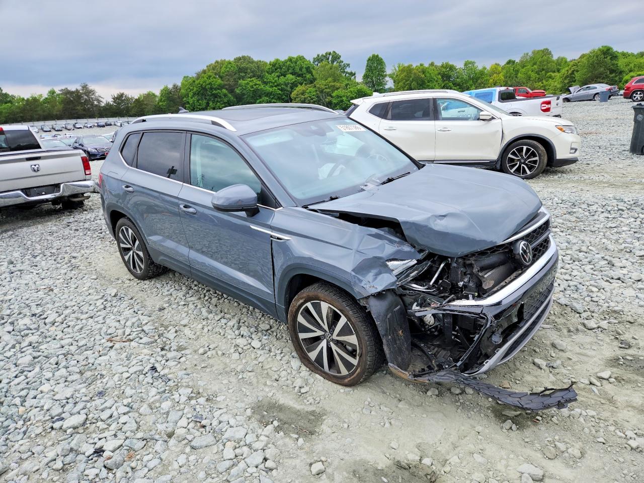 Volkswagen Taos Se