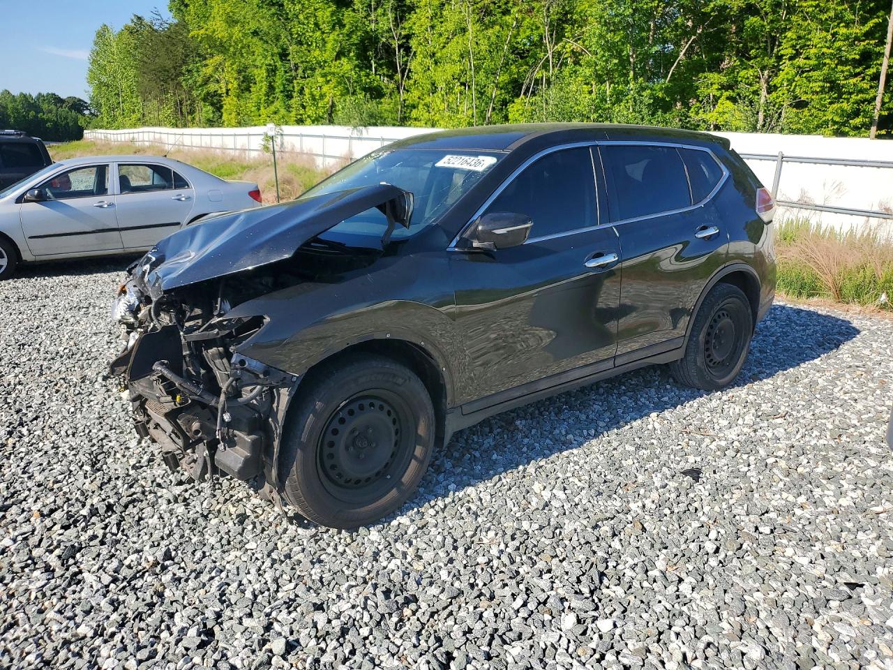 Salvage Nissan Rogue Image