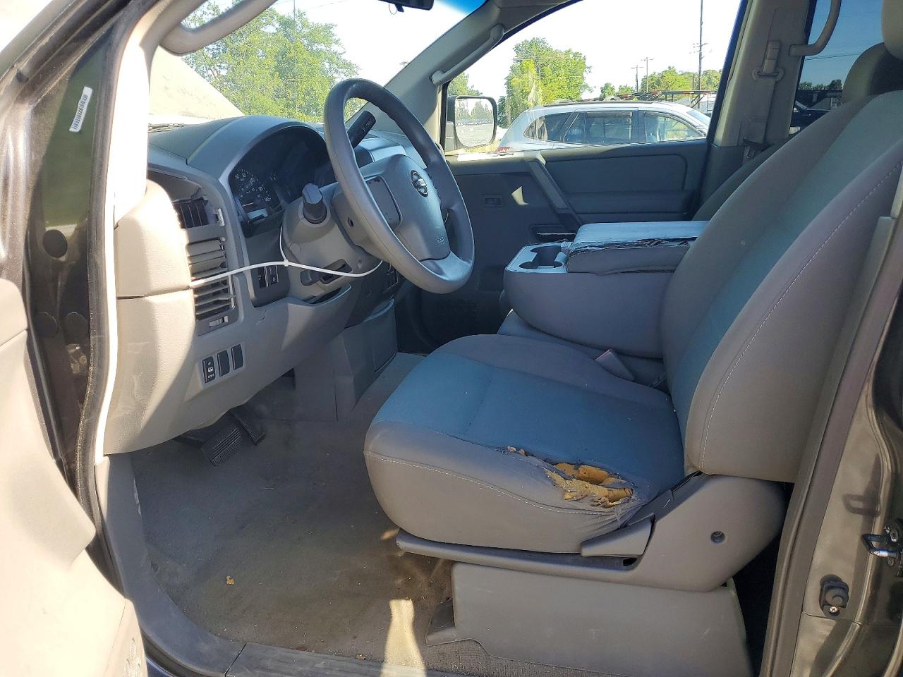 Nissan Titan Xe