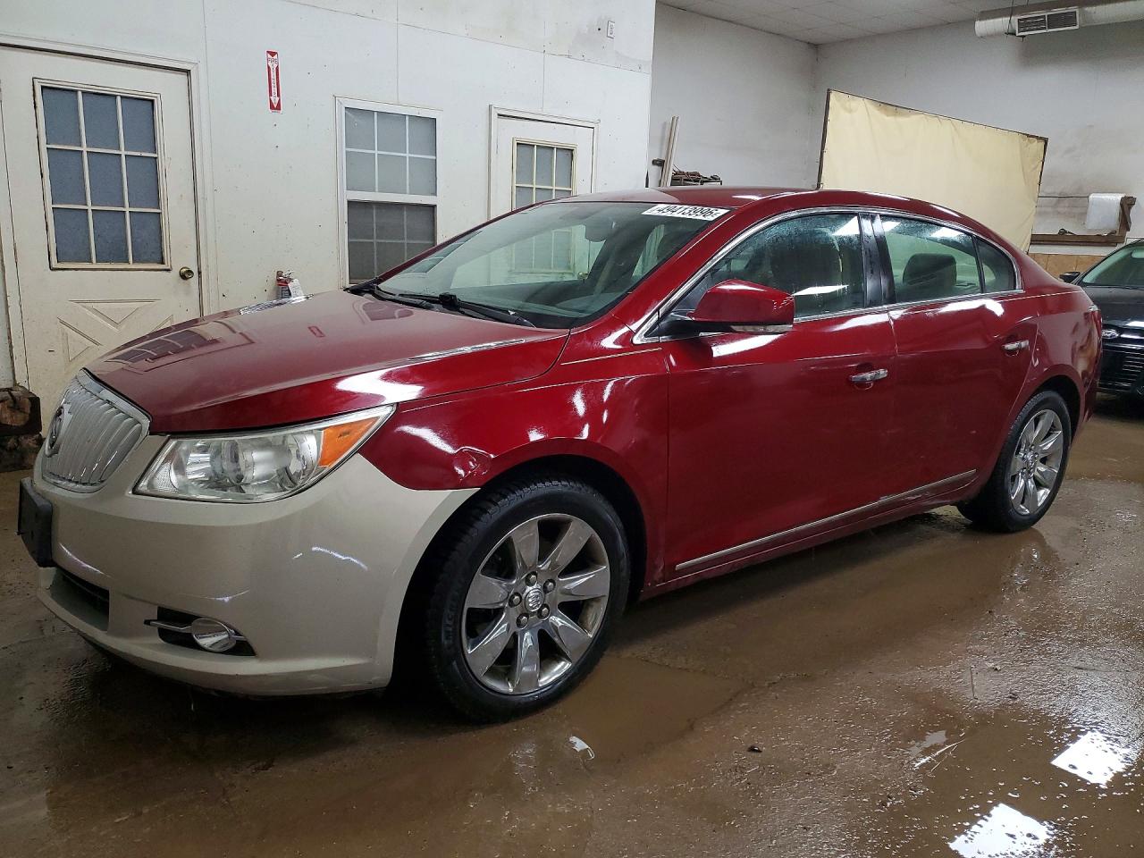 Salvage Buick LaCrosse Image