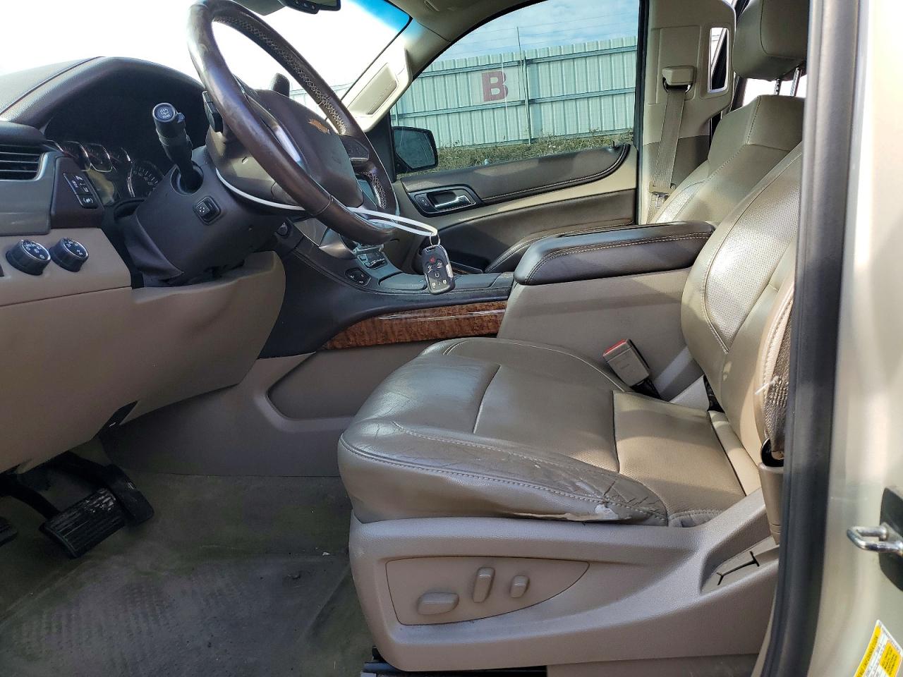 Chevrolet Suburban K1500 Ltz