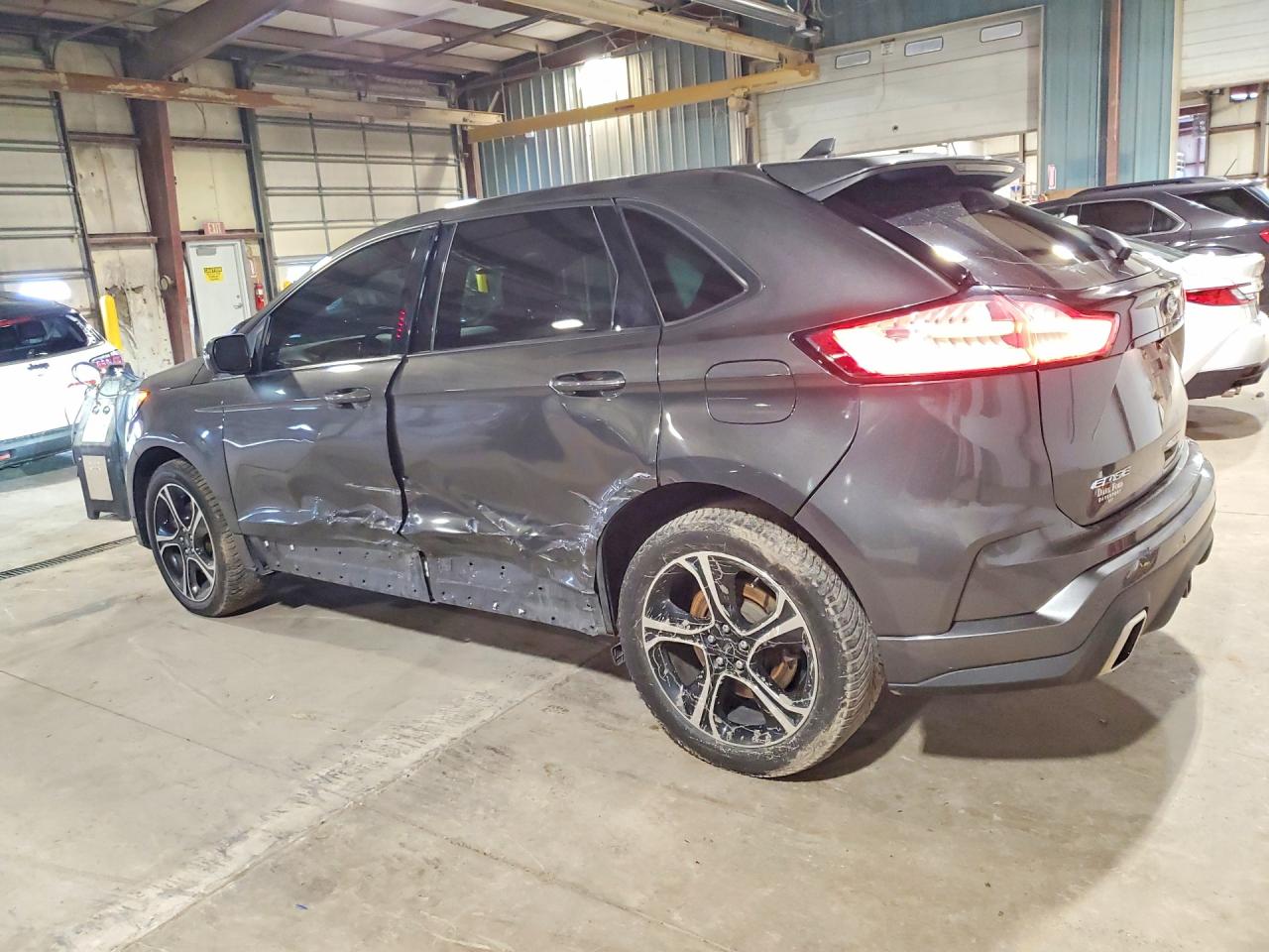 Ford Edge St