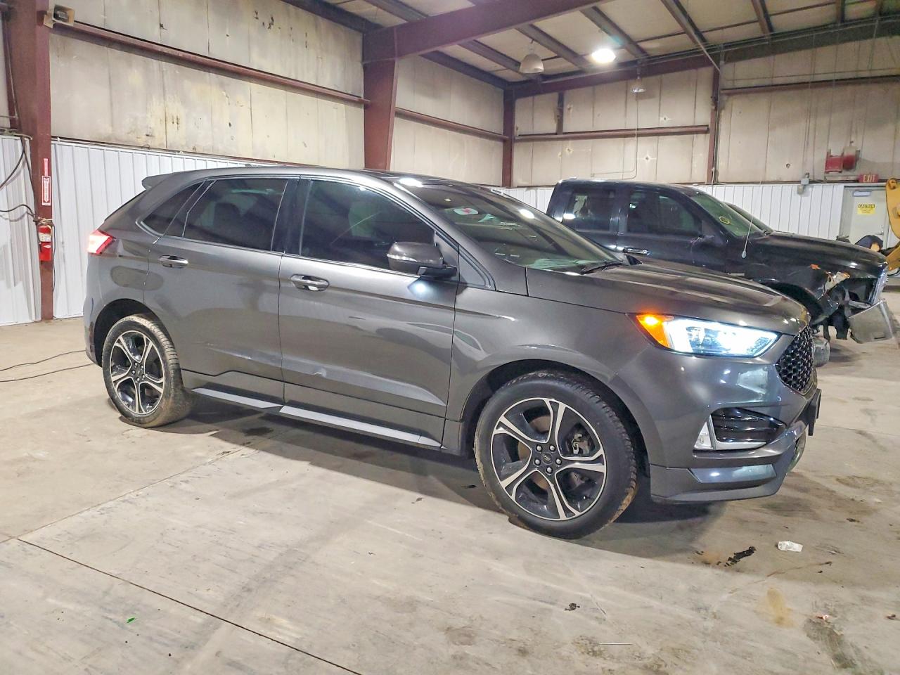 Ford Edge St