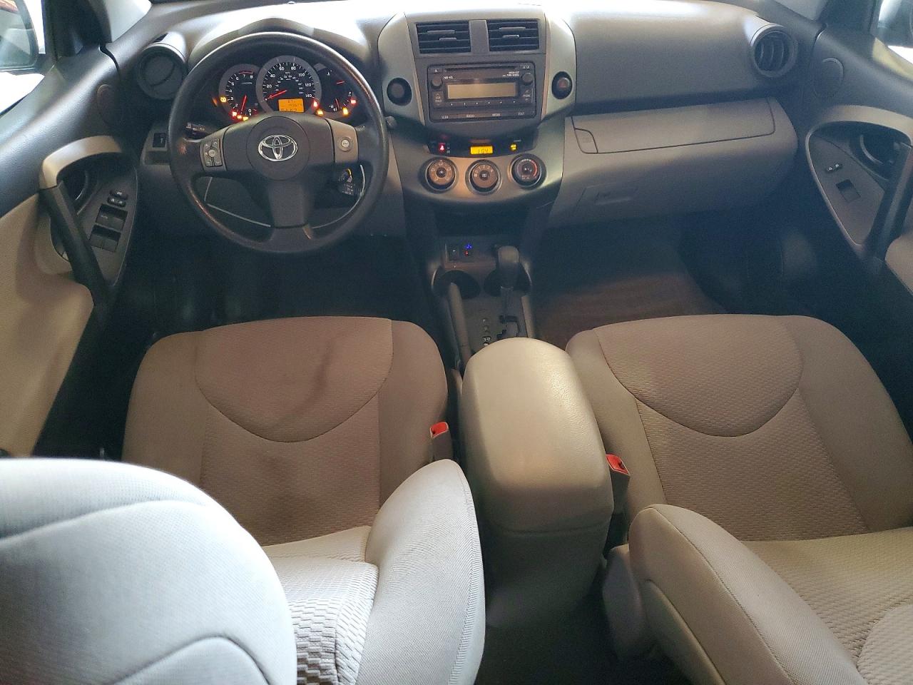 Toyota RAV4 Base