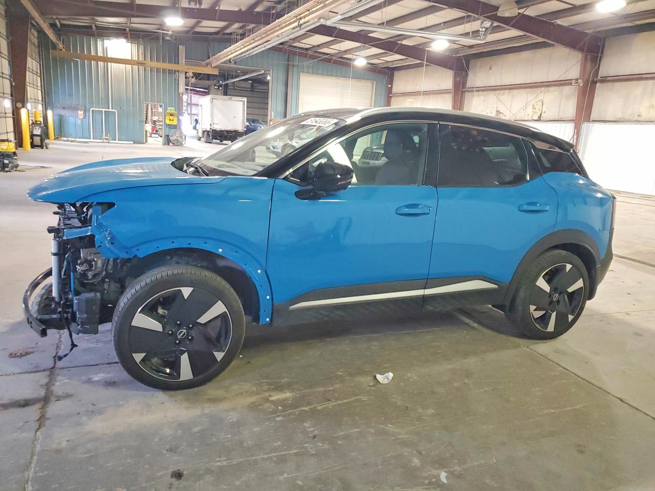 Salvage Nissan Kicks Image