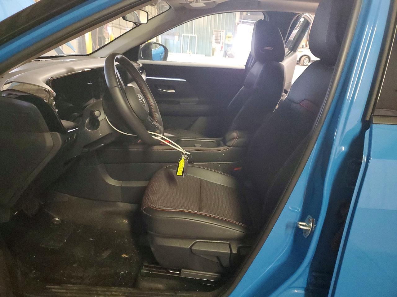 Nissan Kicks Sr