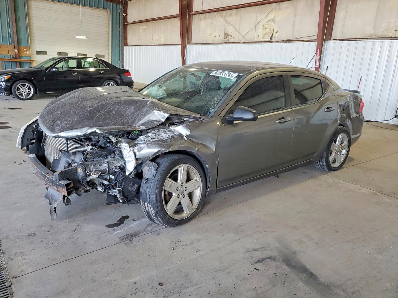 Salvage Dodge Avenger Image