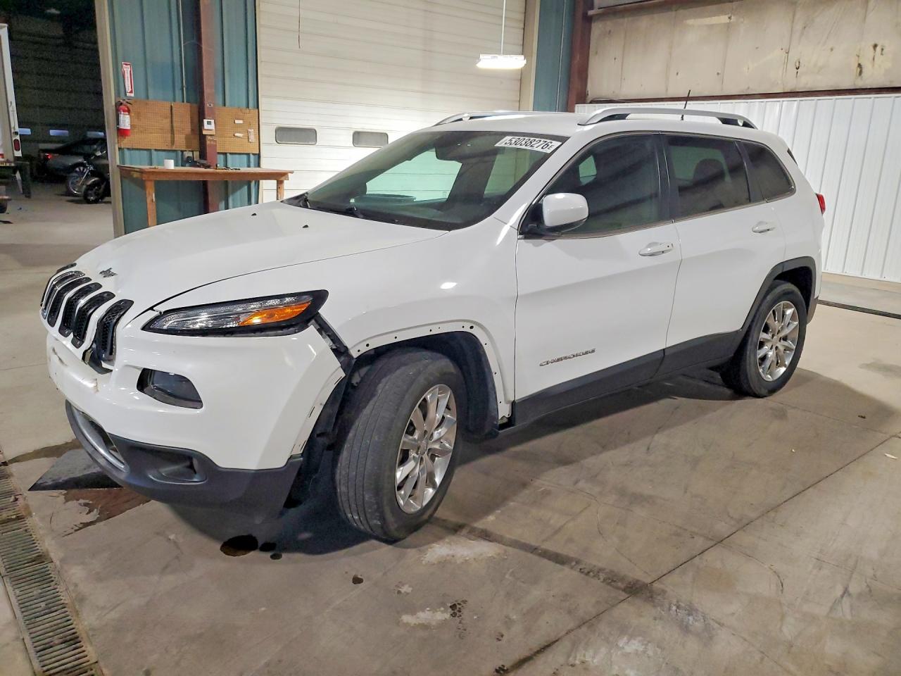 Salvage Jeep Grand Cherokee Image