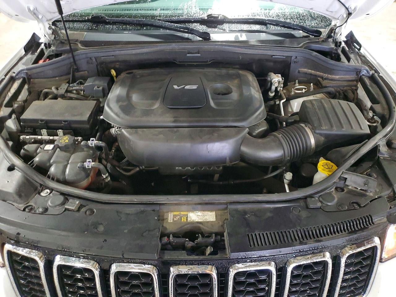 Jeep Grand Cherokee Laredo
