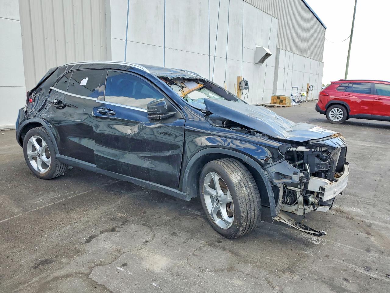 Mercedes-Benz GLA 250