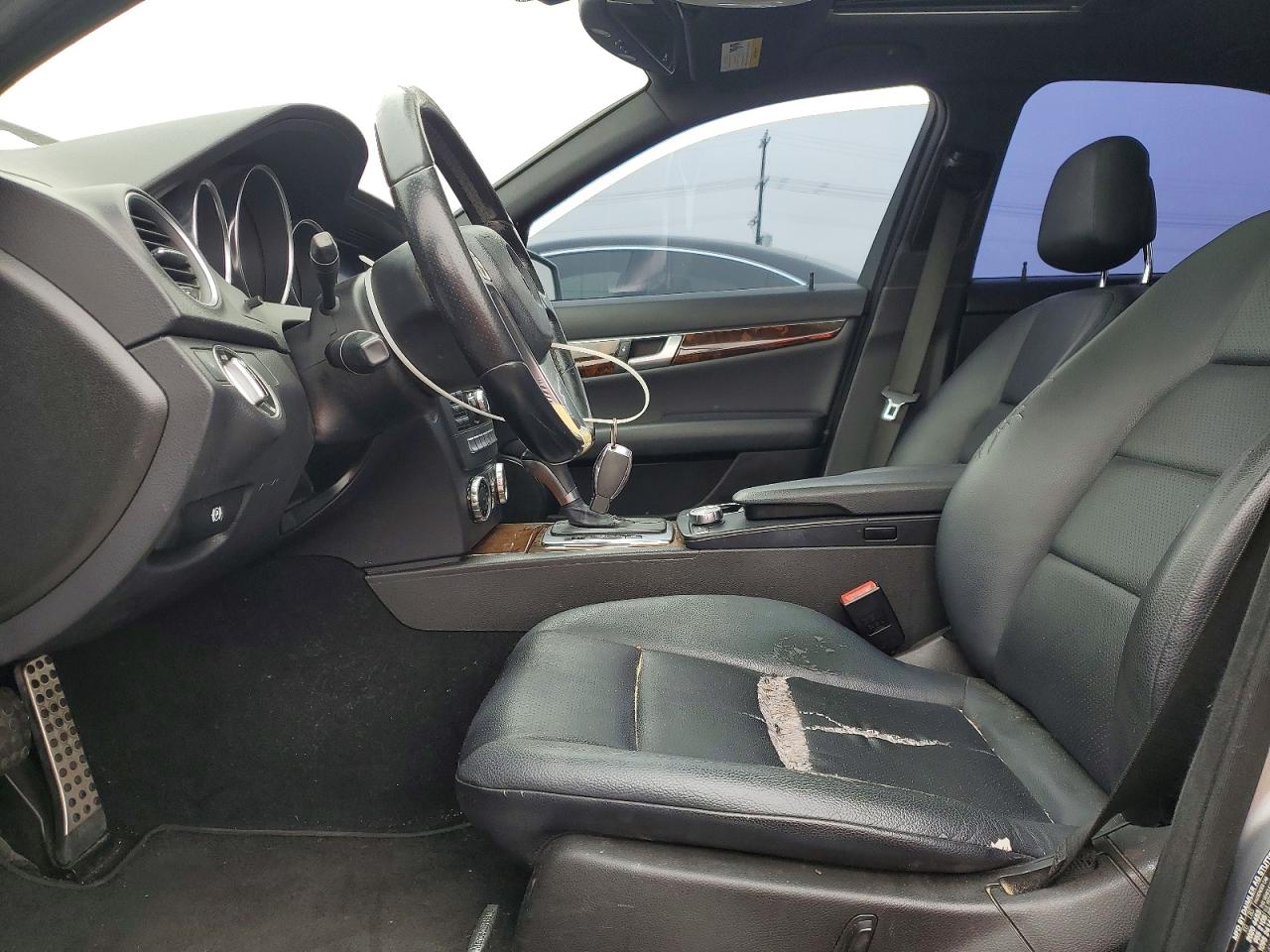 Mercedes-Benz C-Class 250