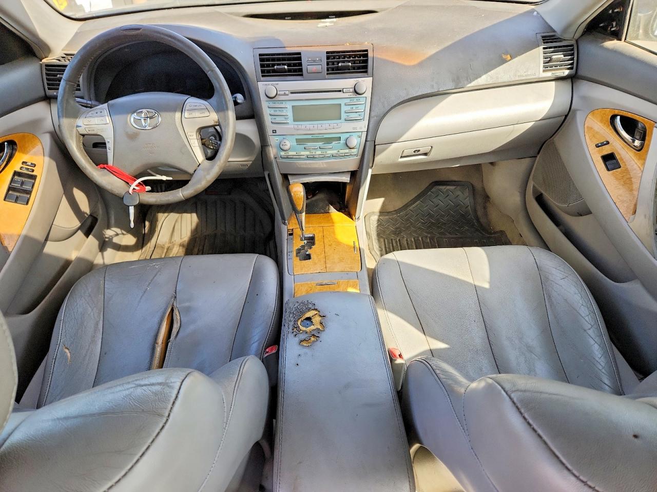 Toyota Camry Xle