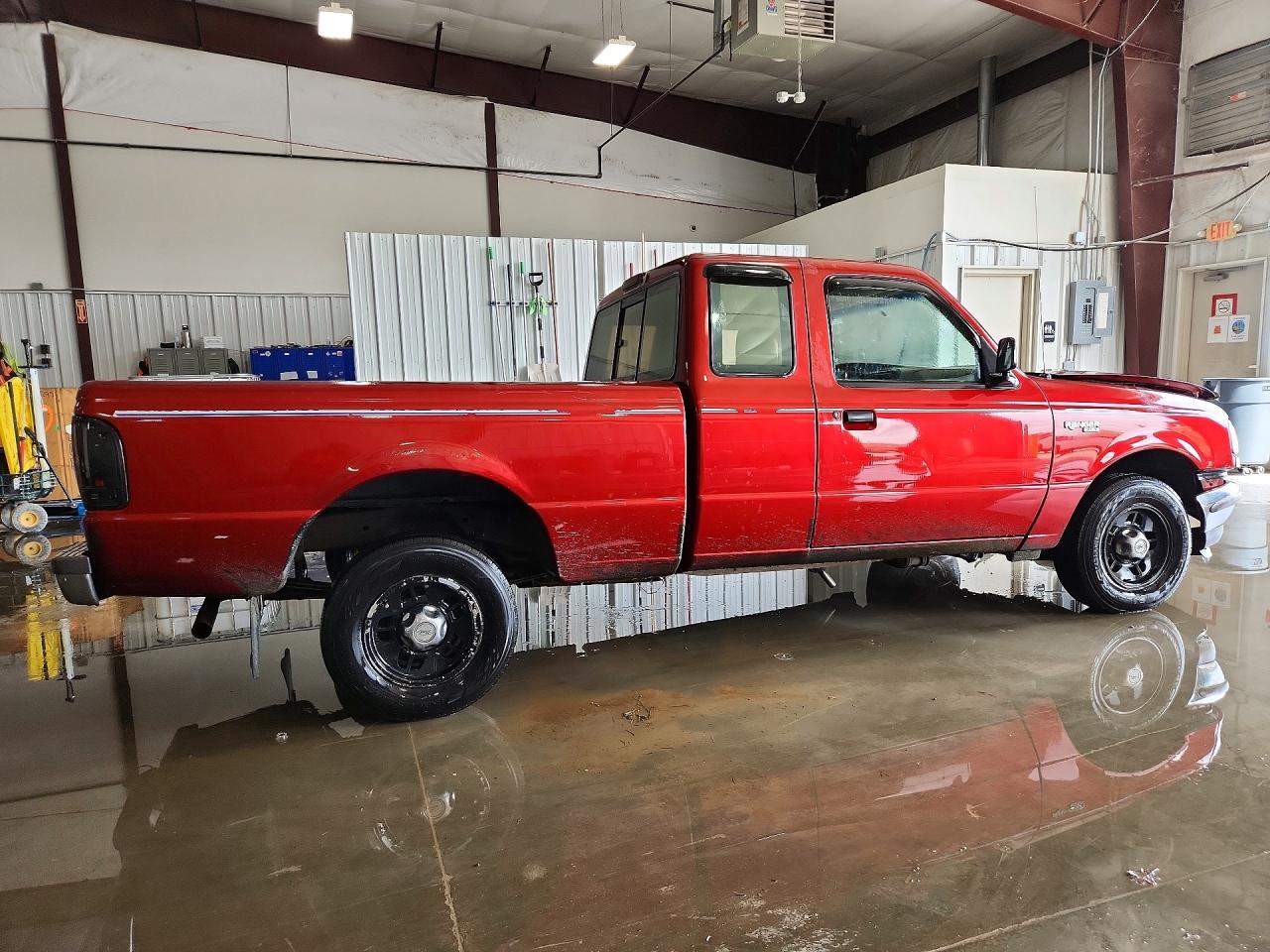 Ford Ranger Super Cab