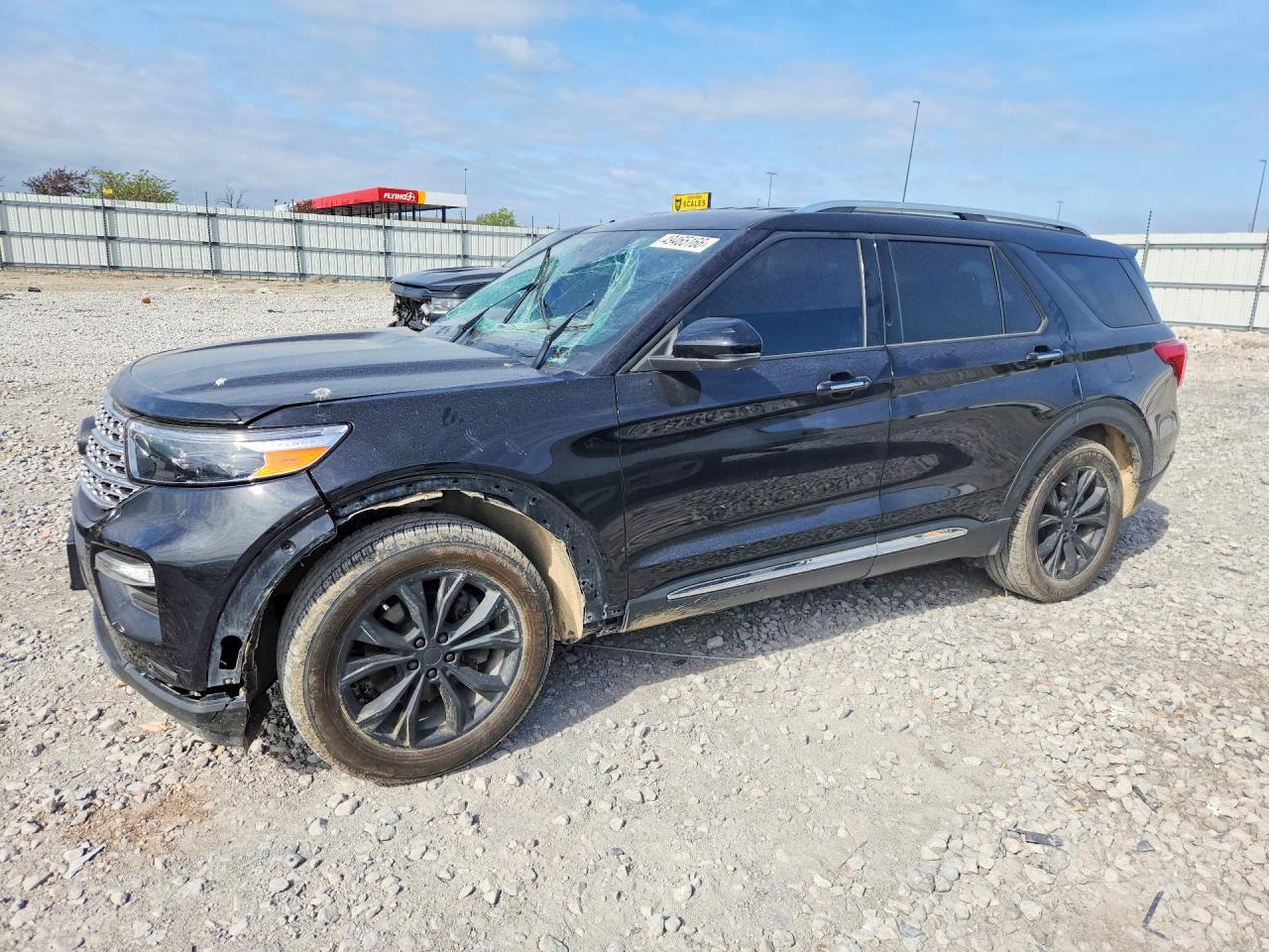 Salvage Ford Explorer Image