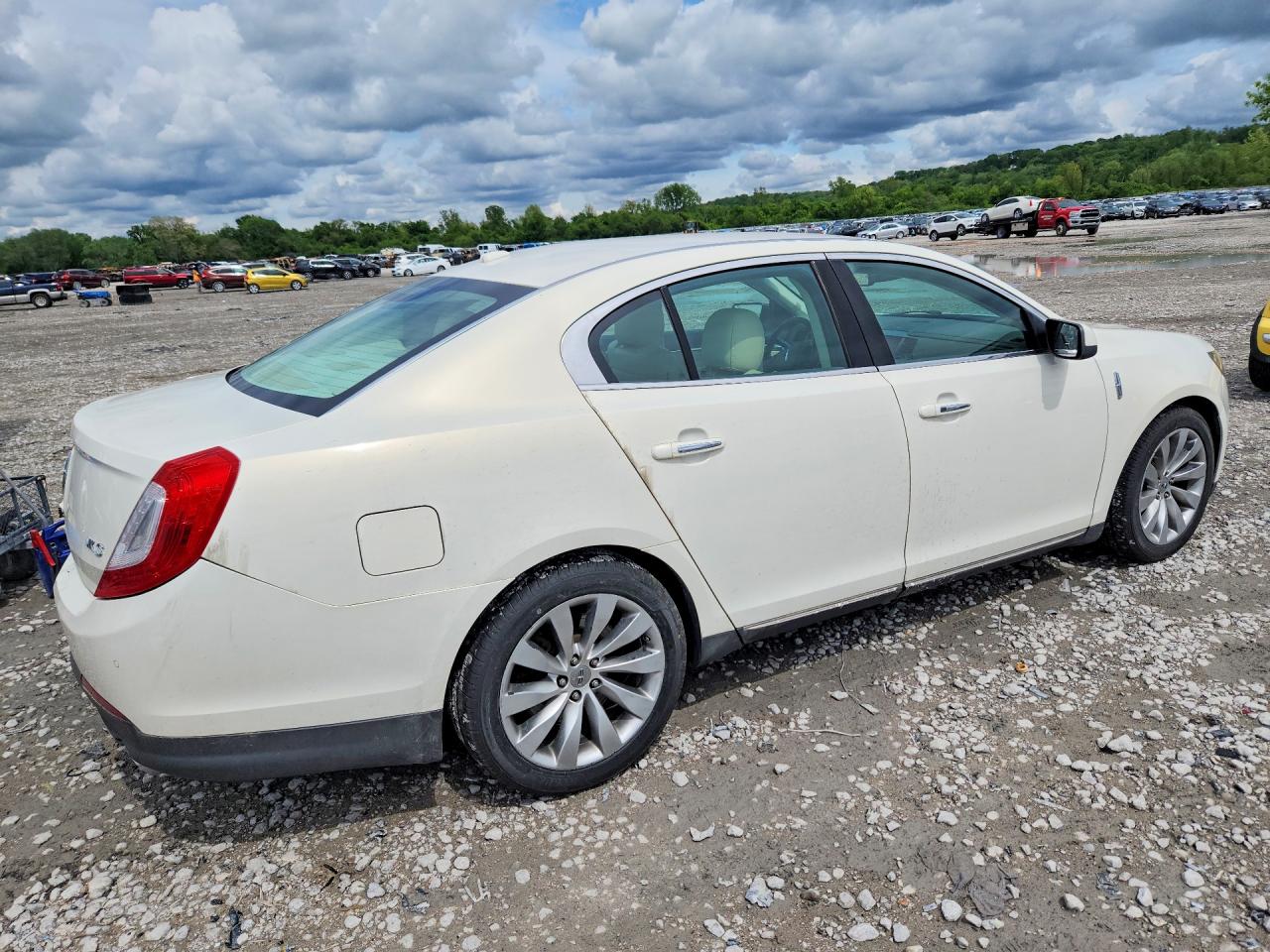 Lincoln MKS