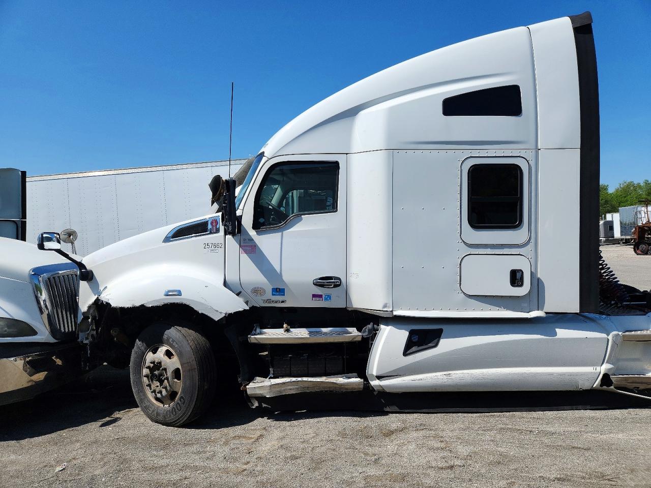 Kenworth Construction
