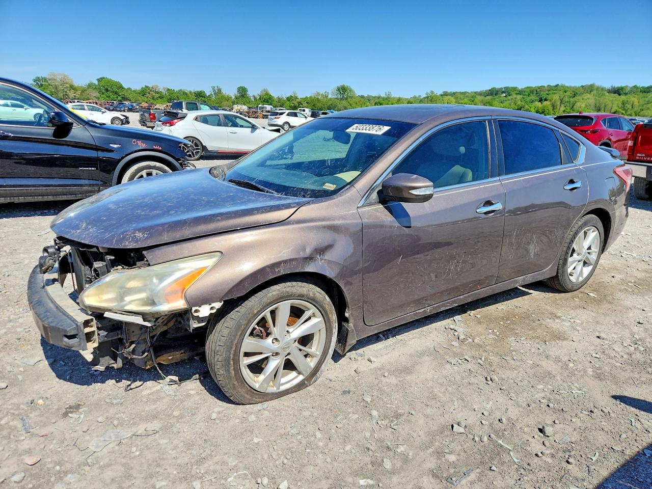 Salvage Nissan Altima Image