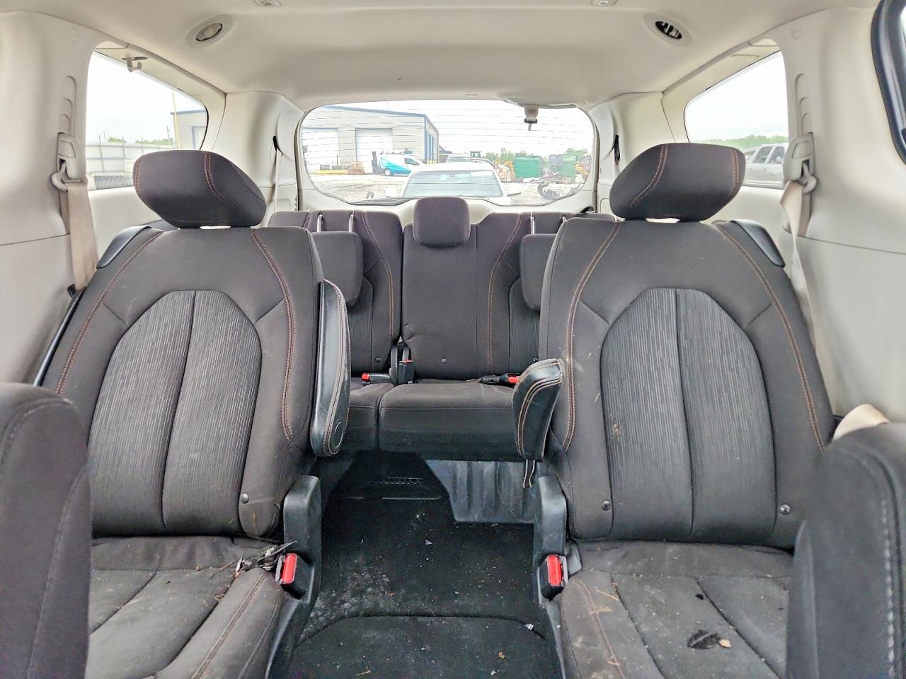 Chrysler Pacifica Touring
