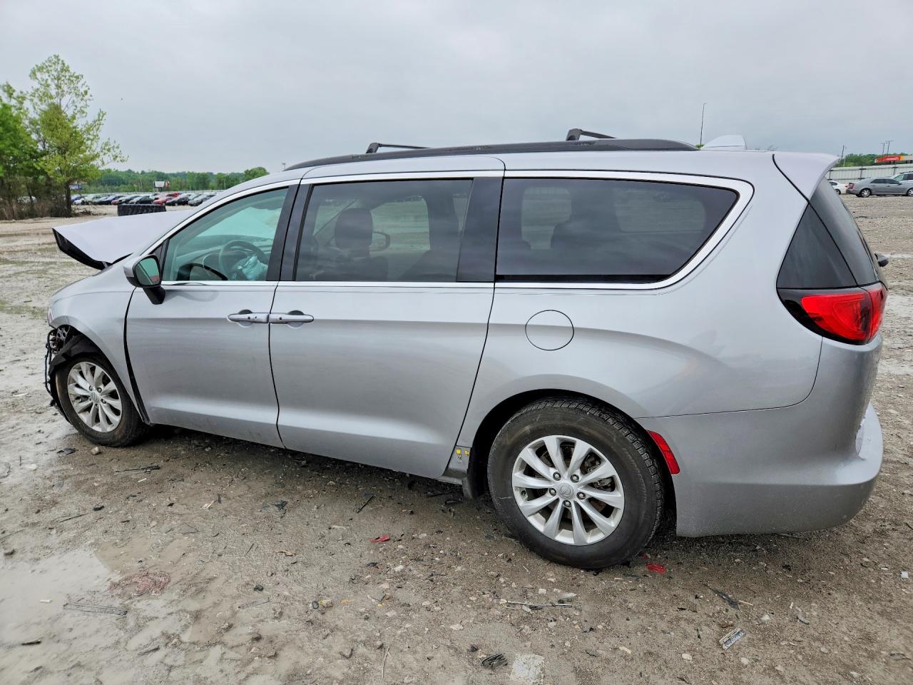 Chrysler Pacifica Touring