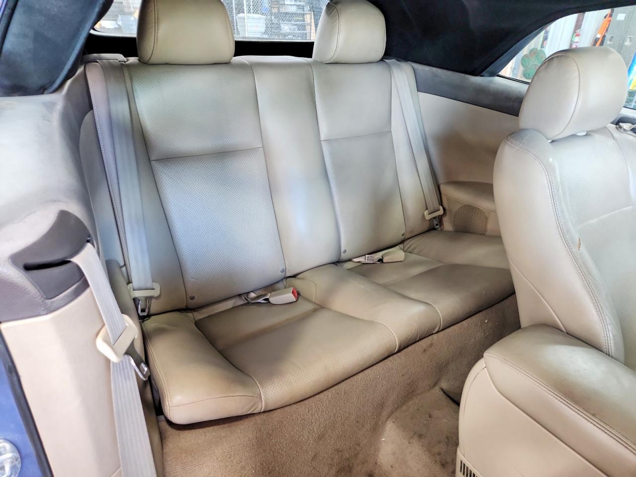 Toyota Camry Sle V6