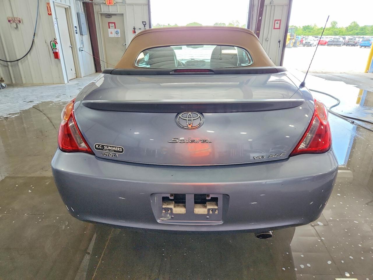 Toyota Camry Sle V6