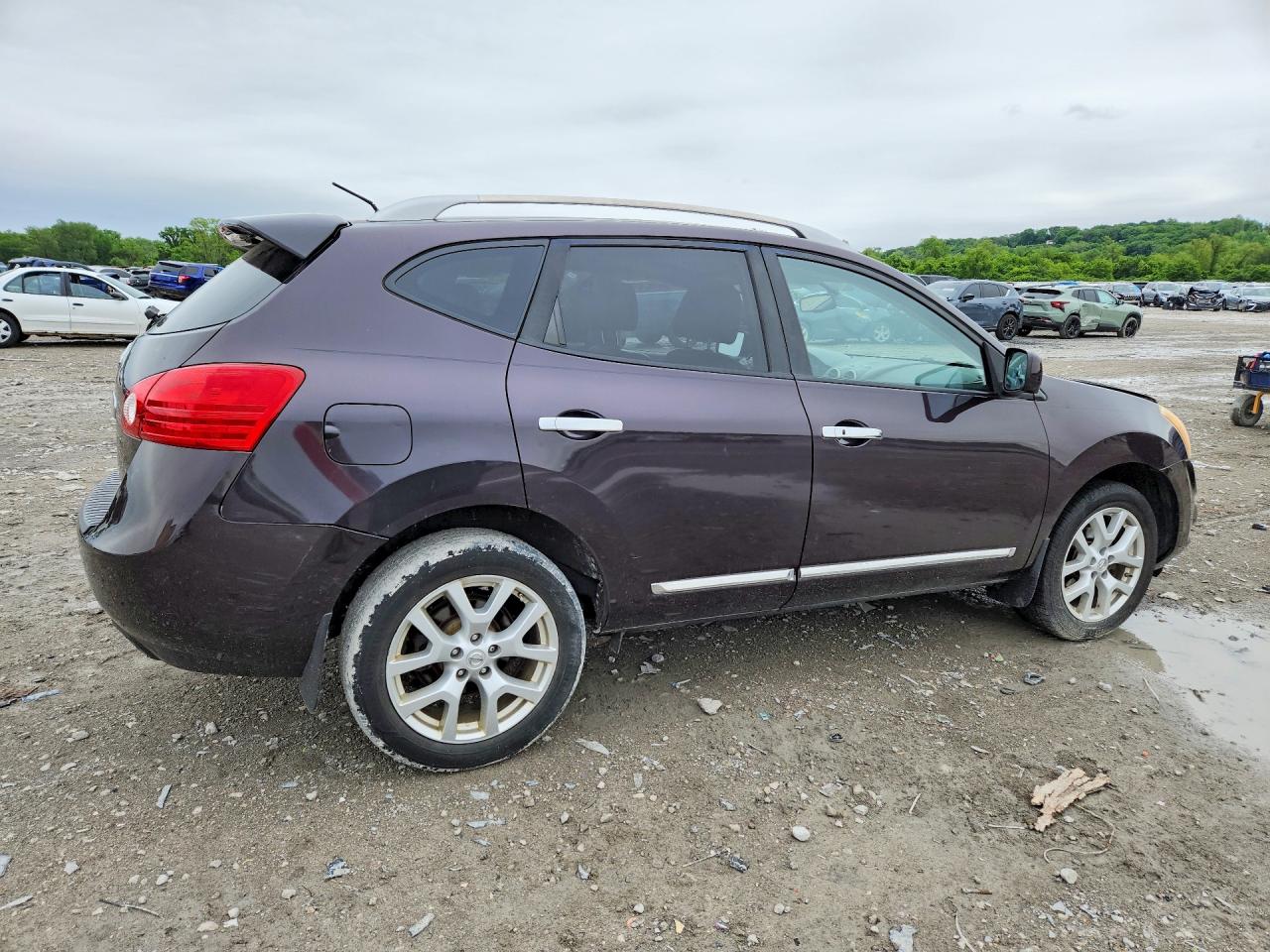 Nissan Rogue S