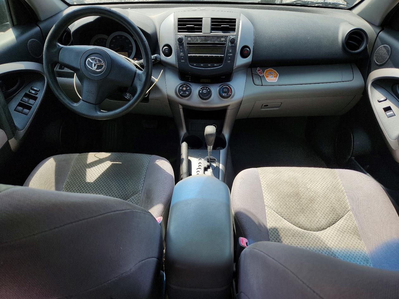 Toyota RAV4 Base