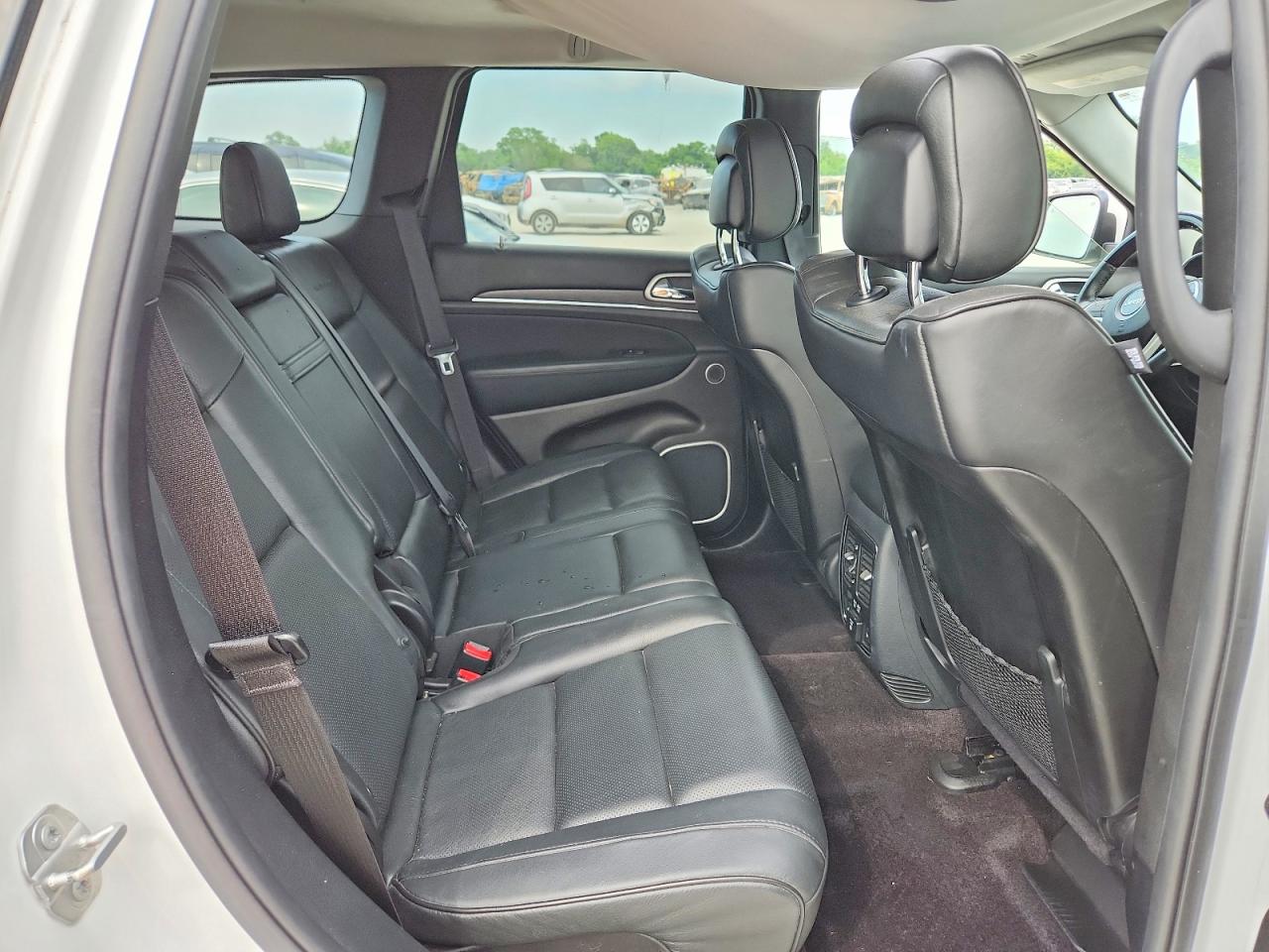 Jeep Cherokee Summit