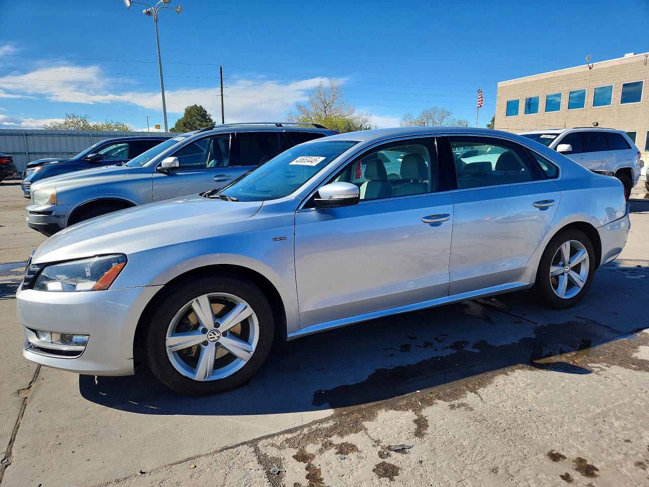 Salvage Volkswagen Passat Image